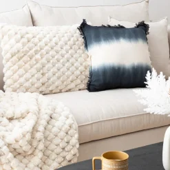 Almohada de felpa beige INUIT 38x38cm