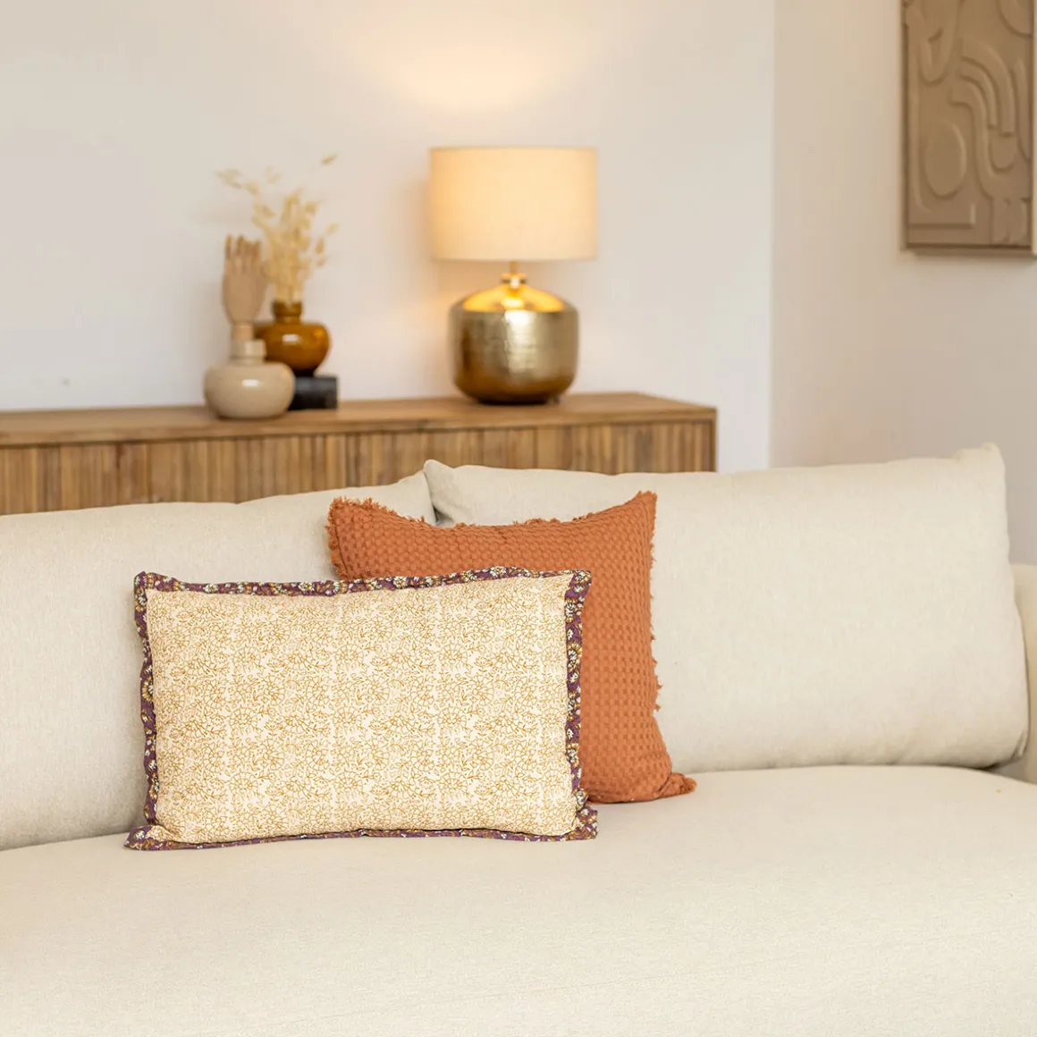 Almohada Indie Beige Con Flores 38x58cm