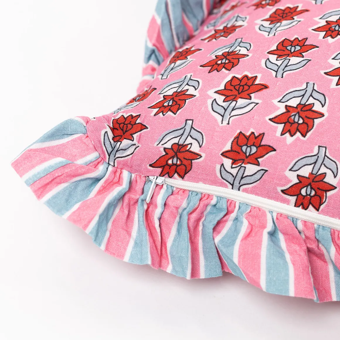 Almohada Yucatán Floral Con Volados 35x60cm