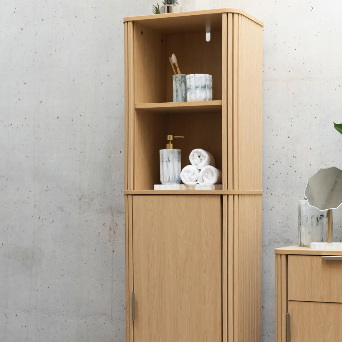 Armario alto con 1 puerta LIORA marrón