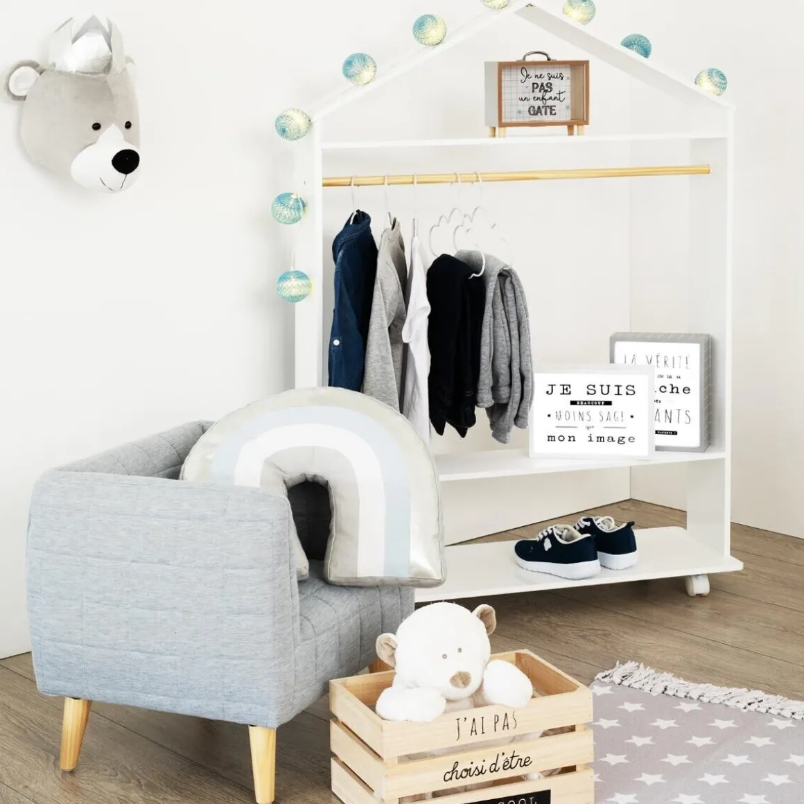 Armario C/Barra Montessori 78x39x126Cm