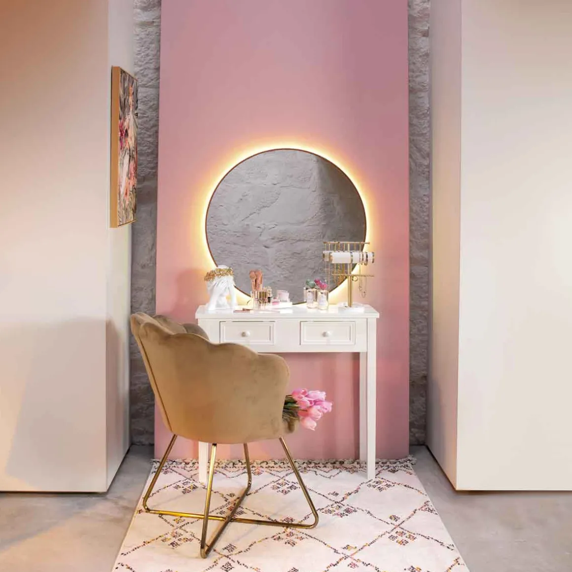 Butaca BLOOM de terciopelo beige