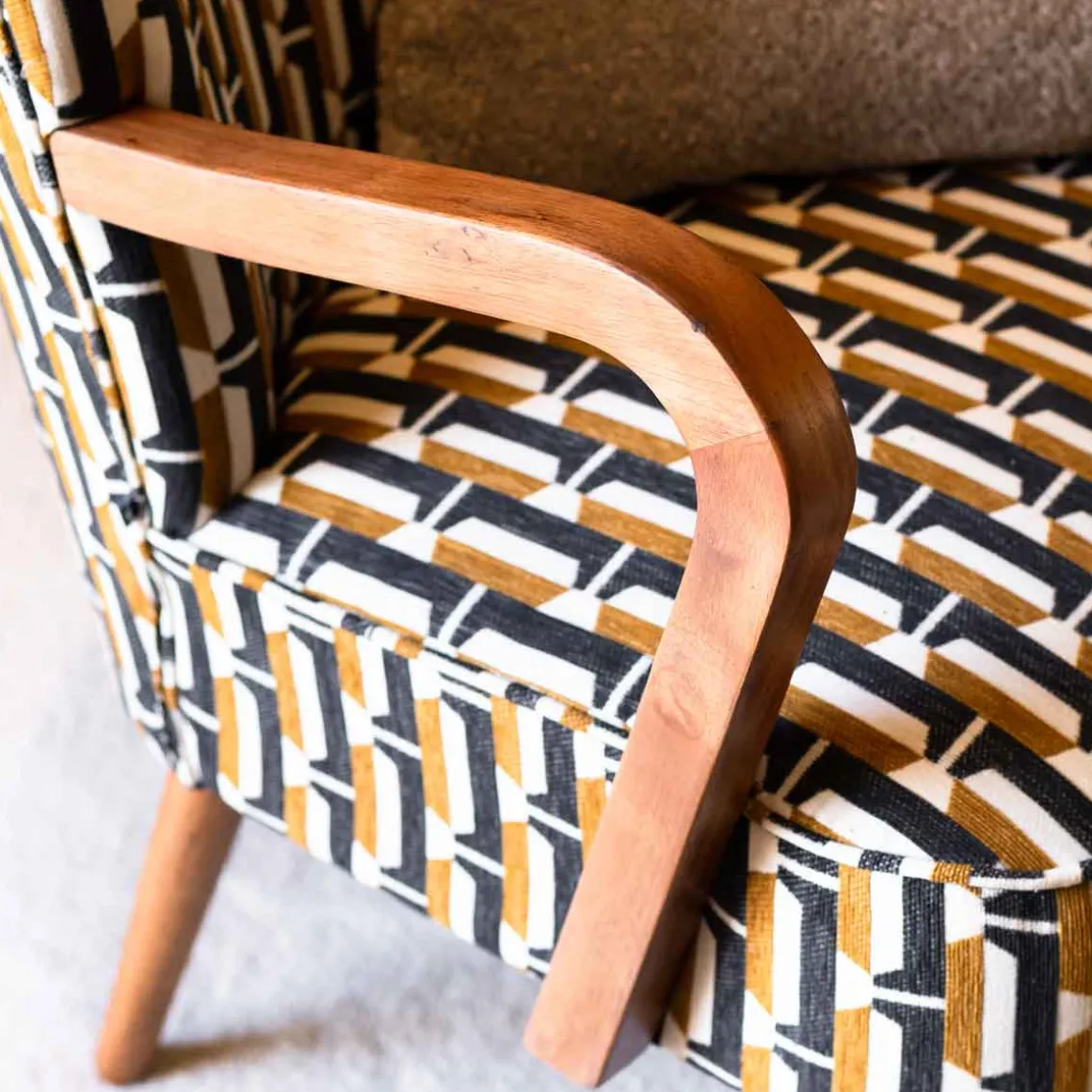 Butaca CHIARA de tejido decorado