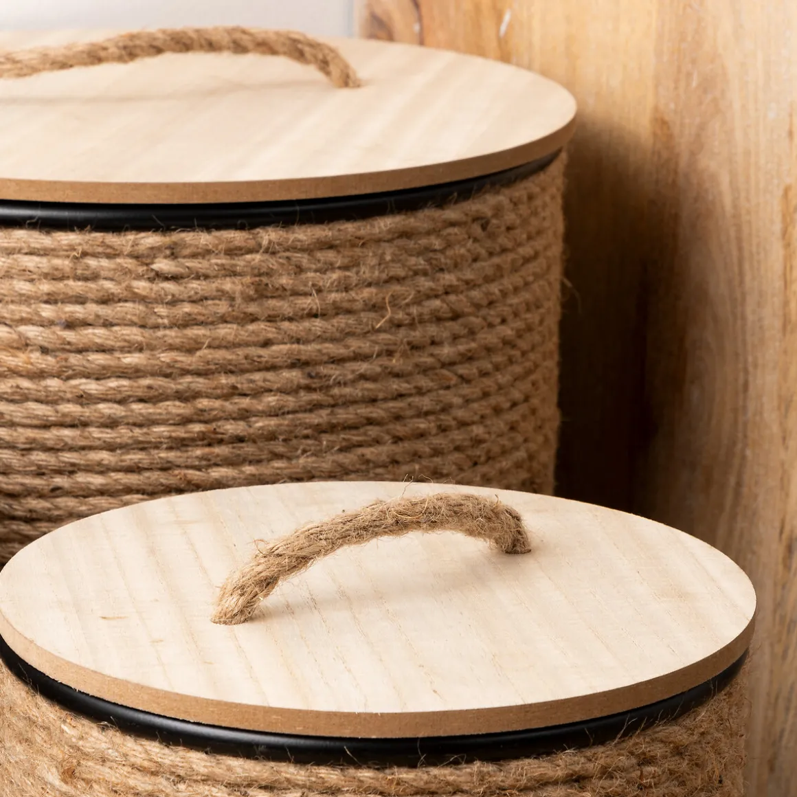 Cesta con tapa beige 48x36cm