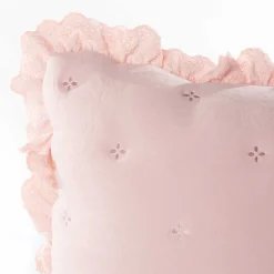 Cojín AMALFI rosa con encaje 45x60cm