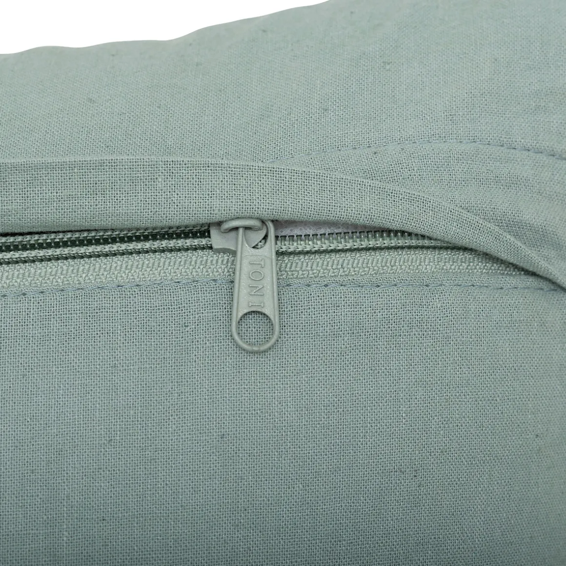 Cojín decorativo bordado WILD ROMANCE 38X58cm