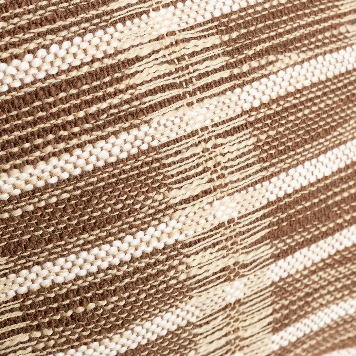 Cojín EARTHY con flecos 45x45cm