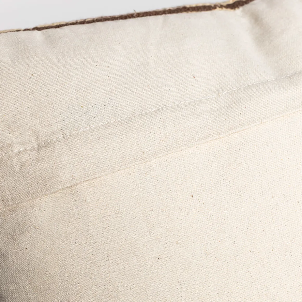 Cojín EARTHY con flecos 45x45cm