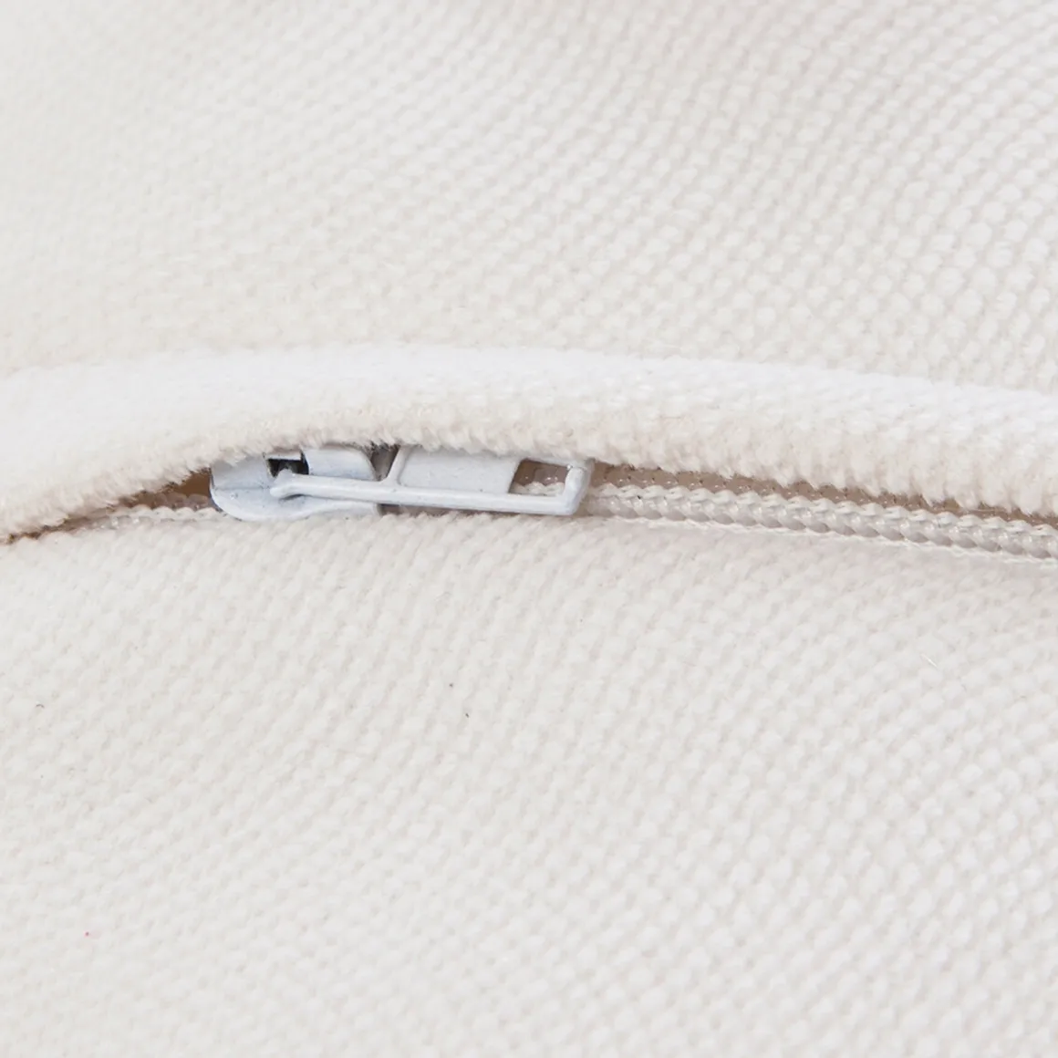 Cojín LILOU color crudo 45x45cm