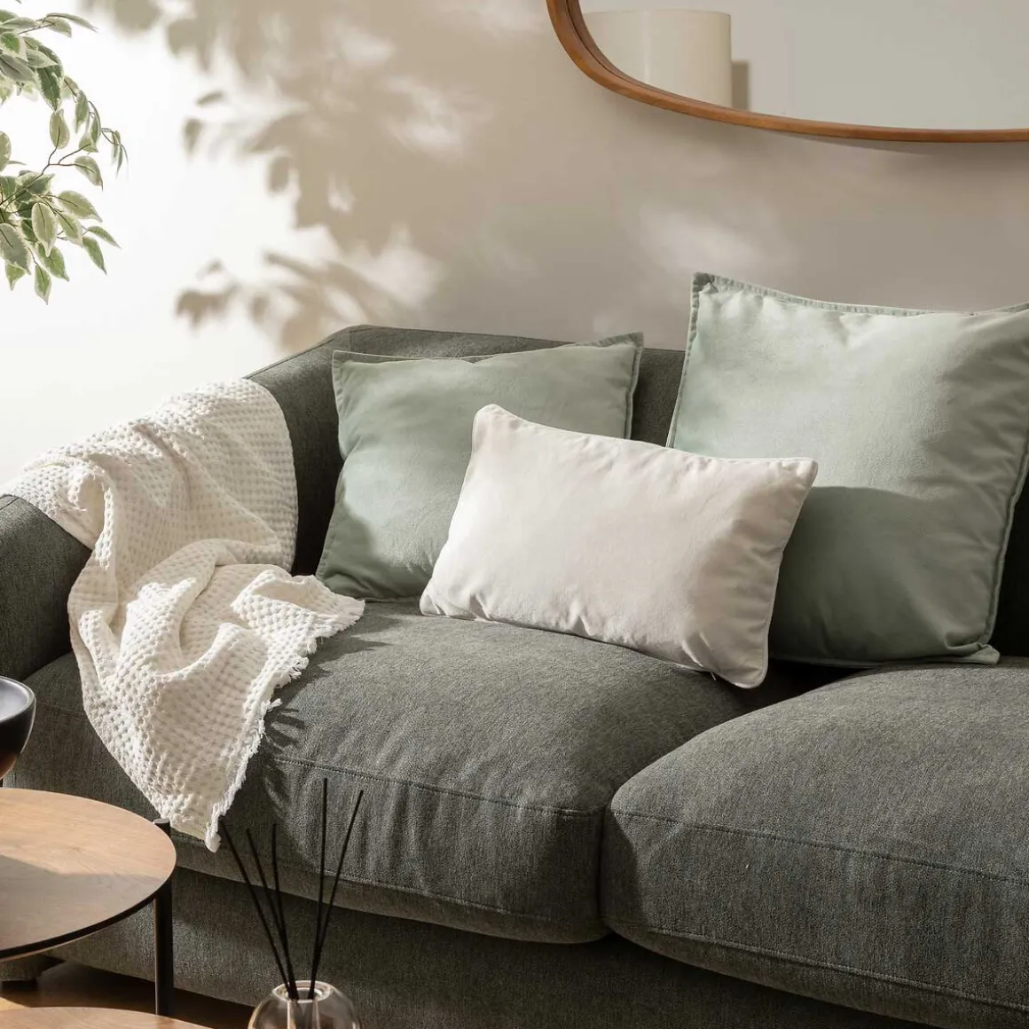 Cojín LILOU verde celadón 55x55cm