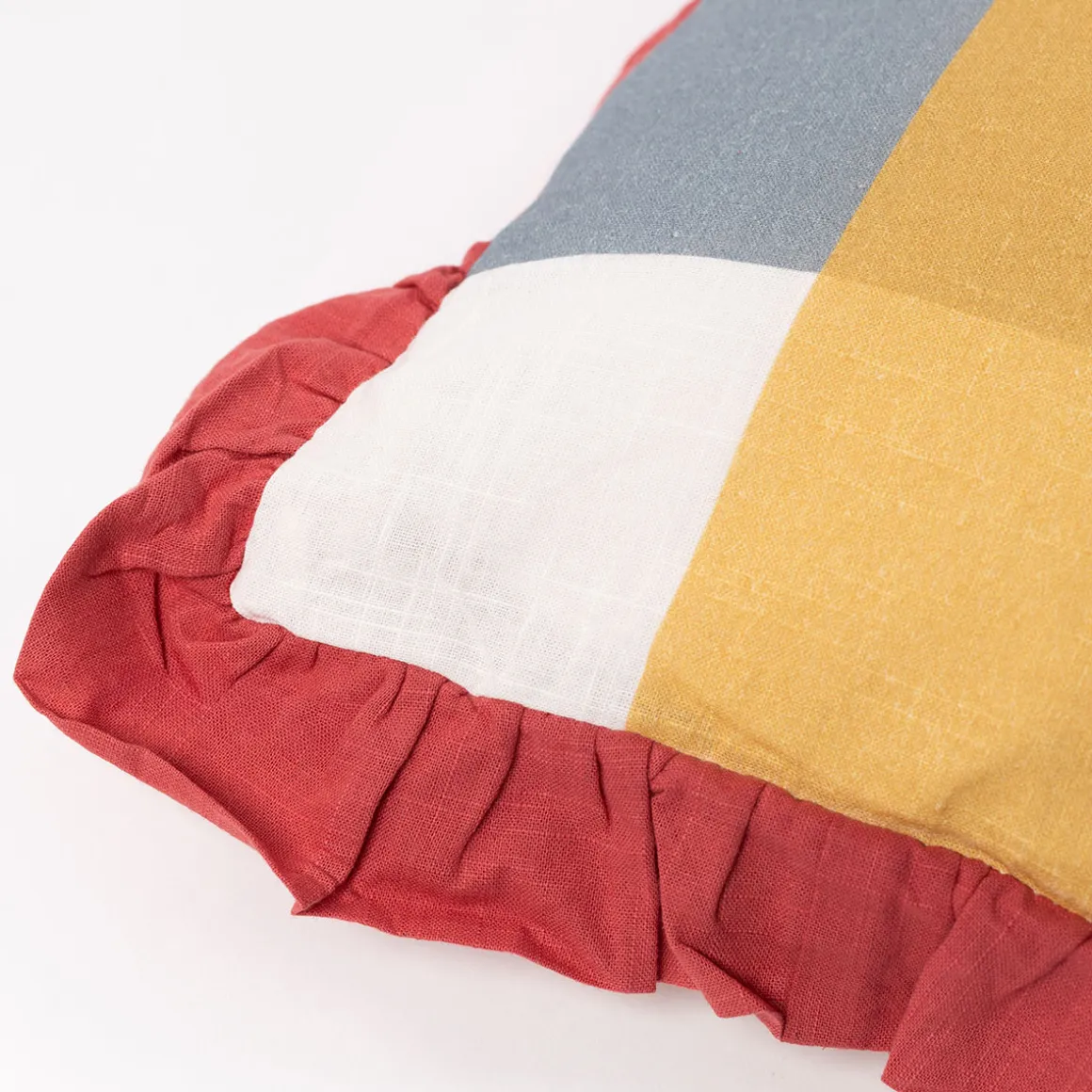 Cojín Yucatán Vichy Con Volados Rosa