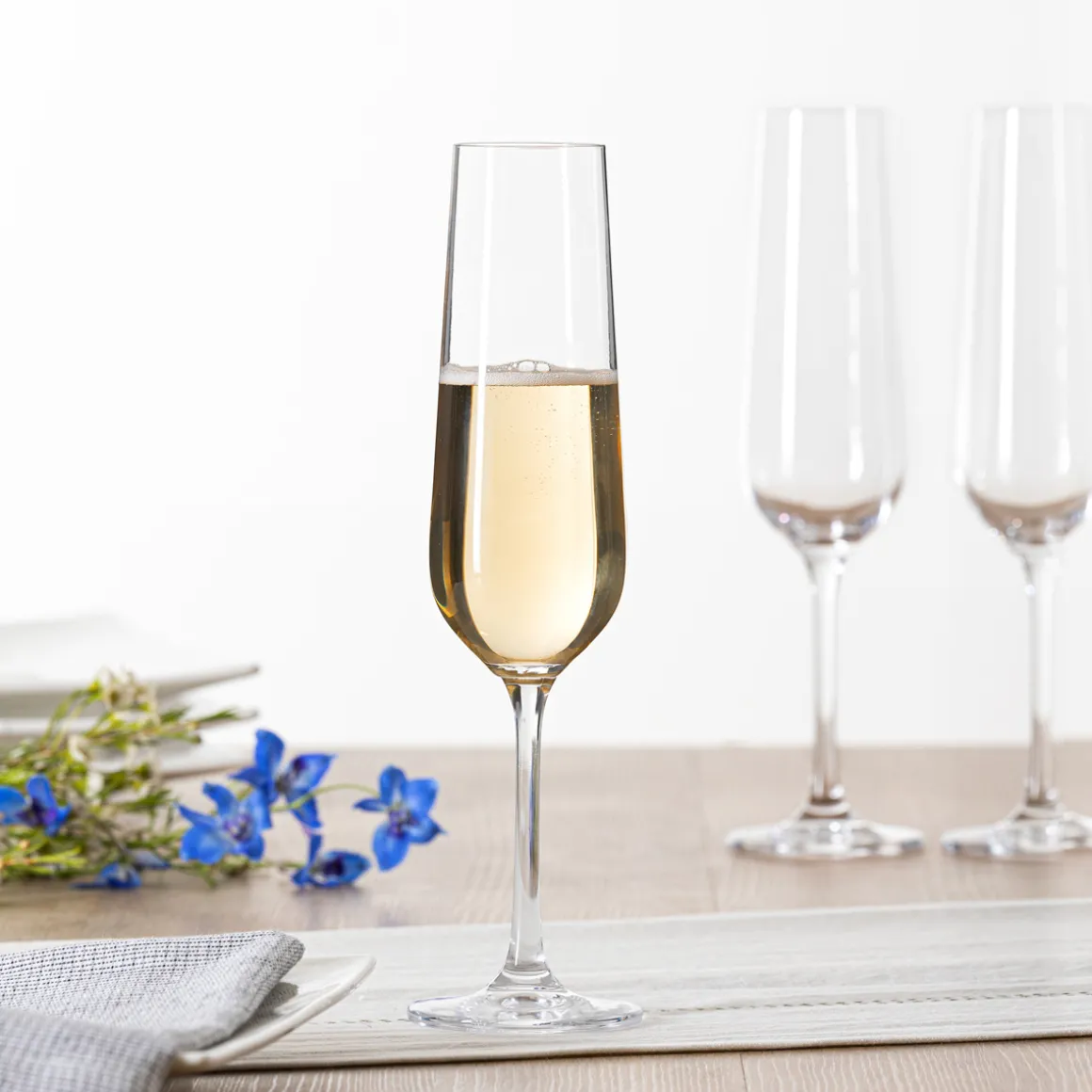 Copa de champán LENA de vidrio cristalino 20cl