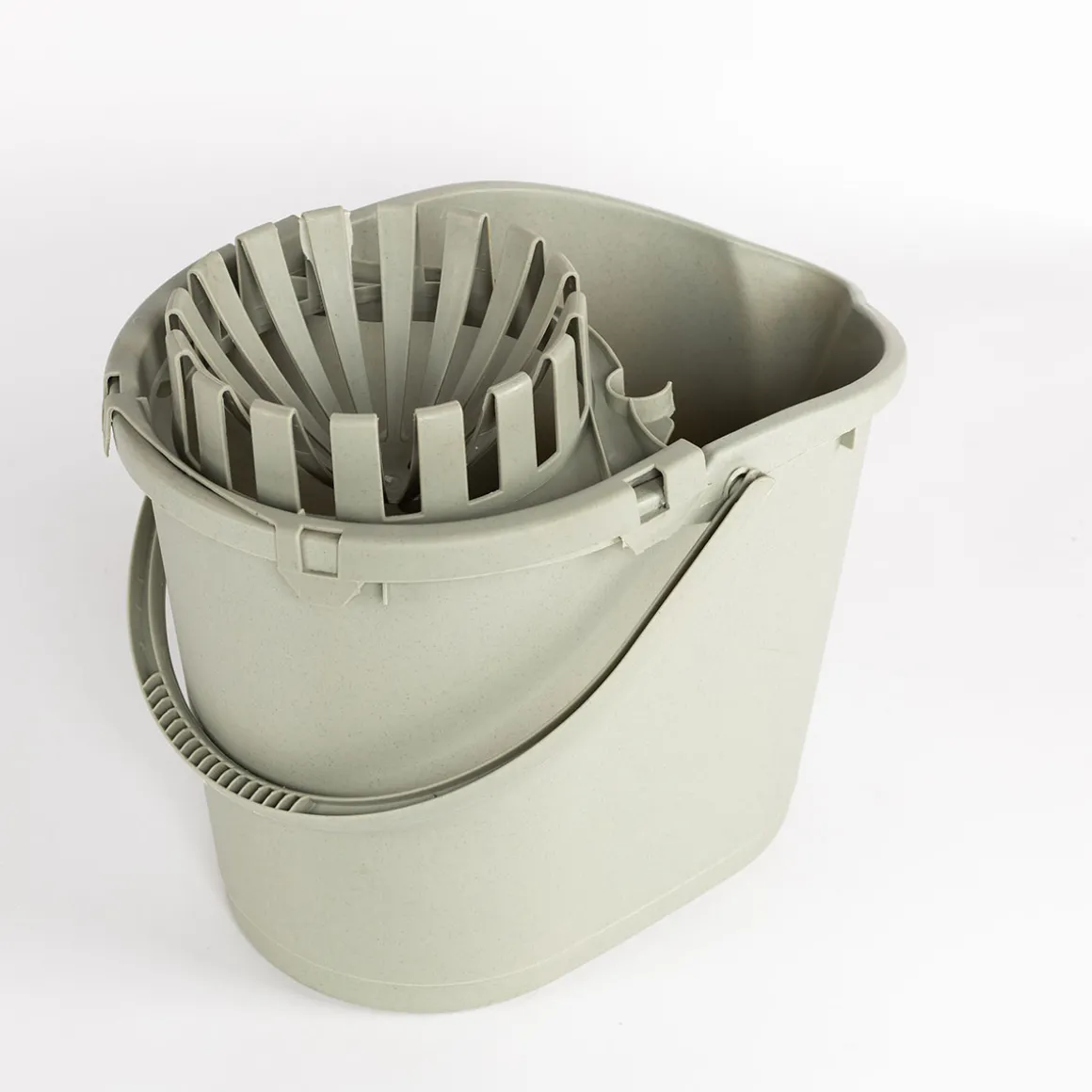 Cubo con exprimidor verde 16L