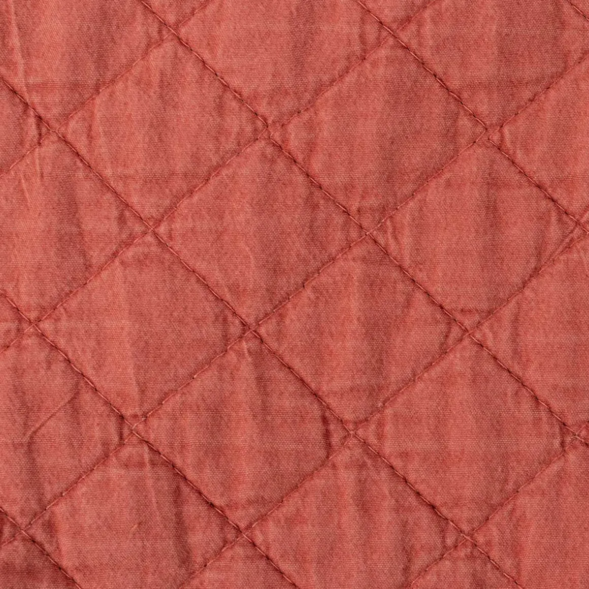 Edredón STONEWASHED terracota con volante 220x240c