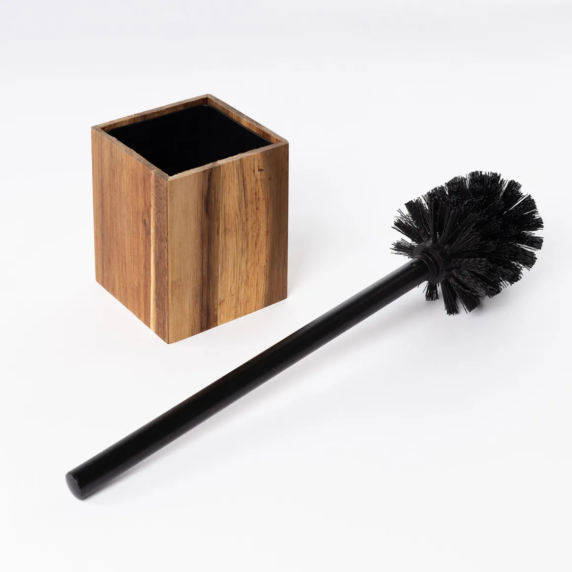 Escobilla de baño marrón de madera acacia