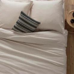 Funda beige para almohada 63x63cm