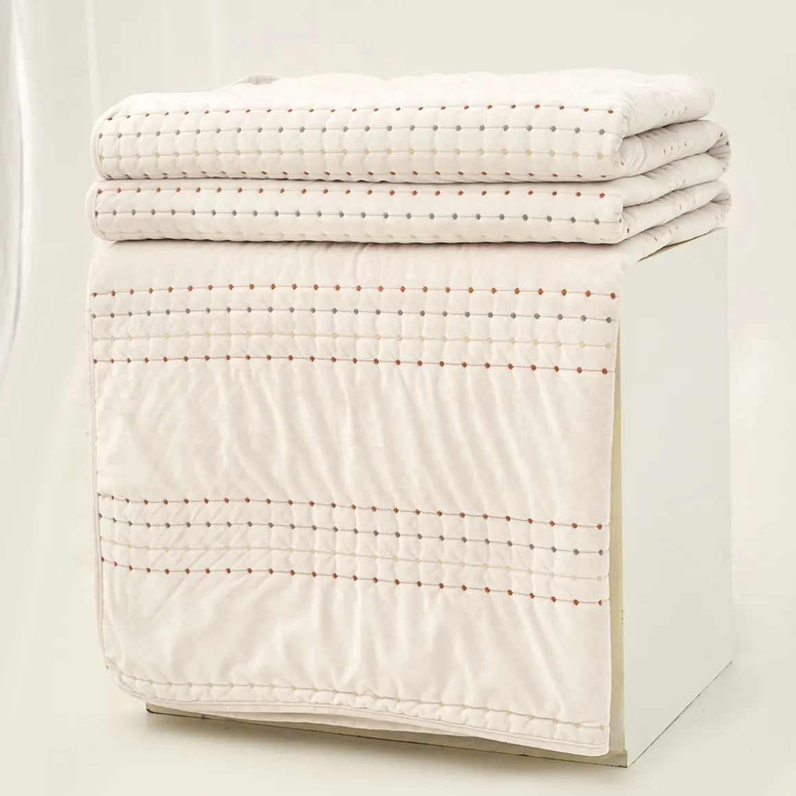 IVREA edredón de terciopelo beige 240x260cm