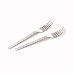 Juego 2 Tenedores De Postre Línea