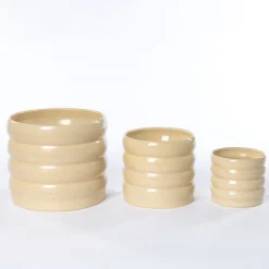 Maceta De Cerámica Ondulada Beige 16.5cm