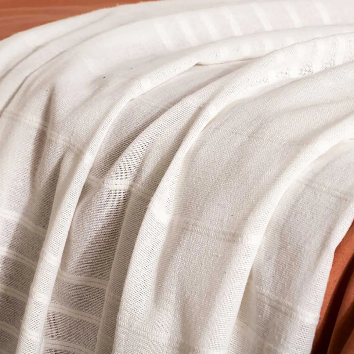 Manta Con Flecos Color Crudo 230x250Cm