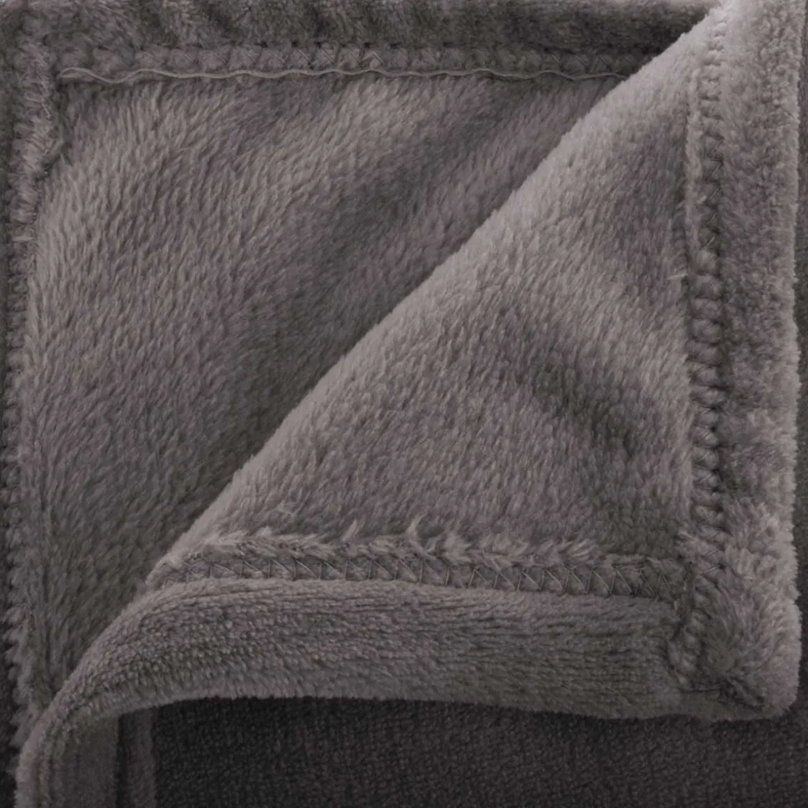 Manta Coralina Gris Oscuro 130x180Cm