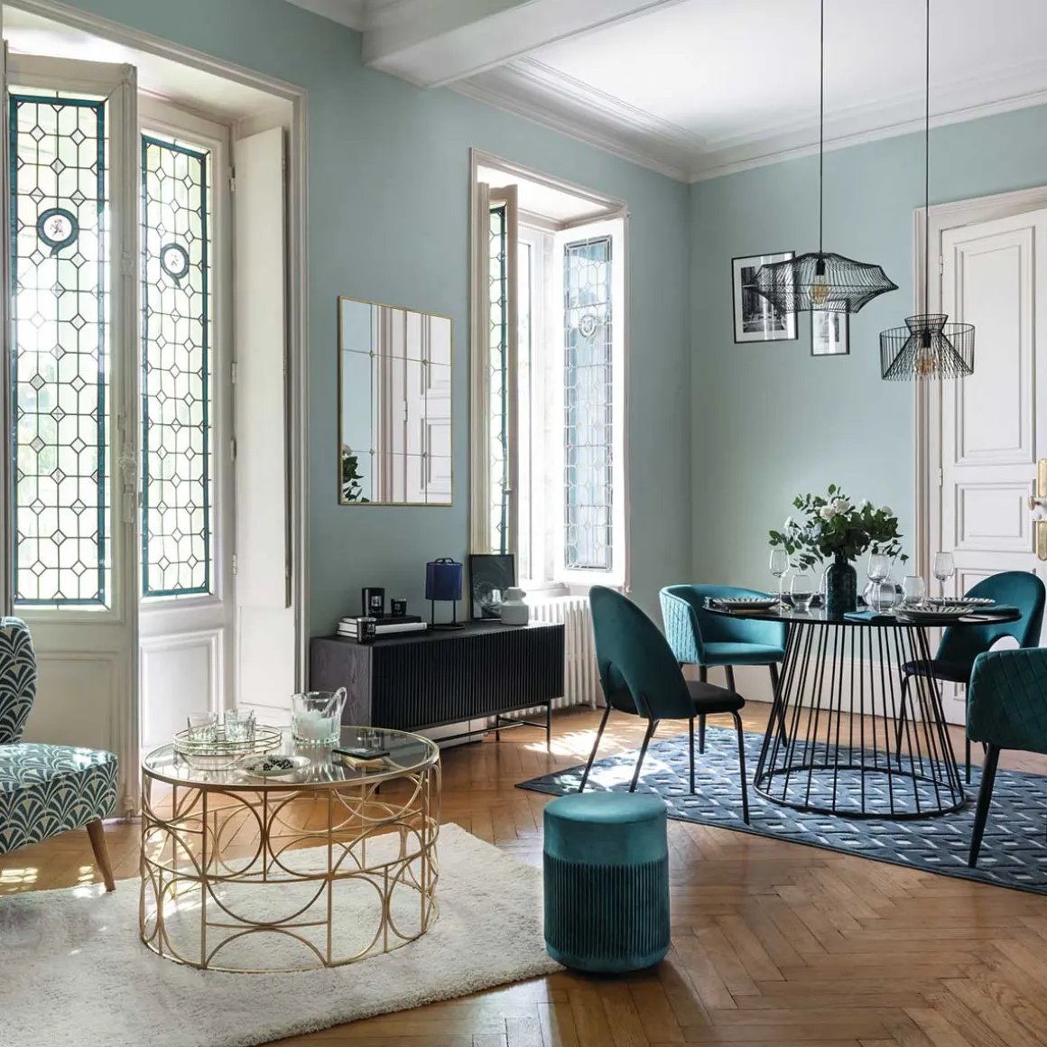 Mesa Auxiliar Metálica Dorada