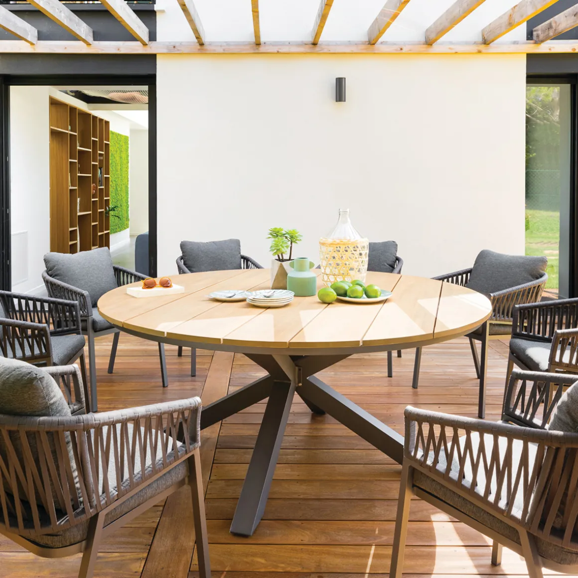 Mesa ORIENGO redonda graphite de madera acacia