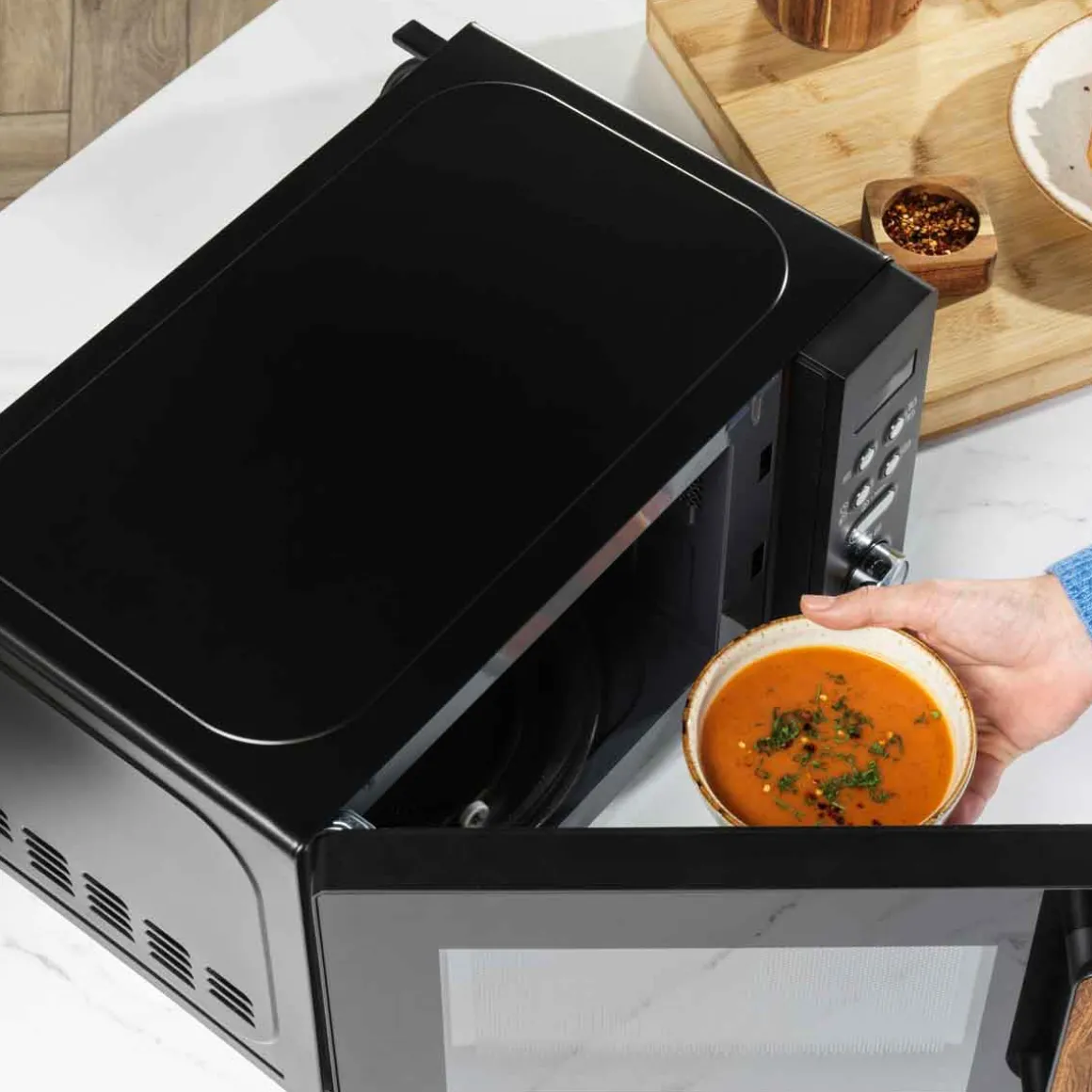 Microondas digital SALTER TORONTO negro