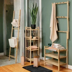 Mueble de baño con 3 estantes de bambú