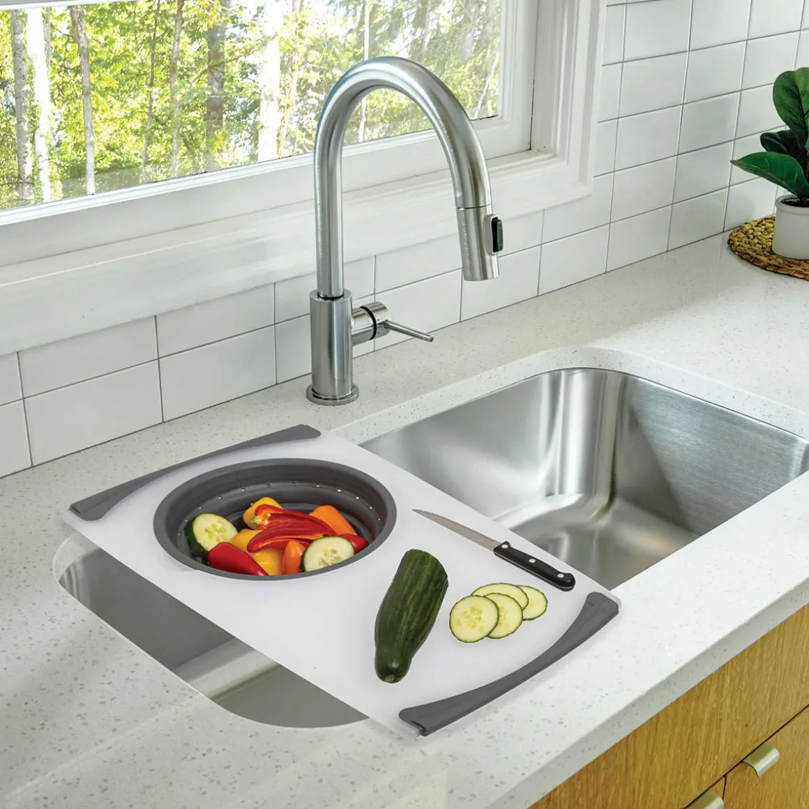 Tabla De Cocina Con Recipiente Plegable