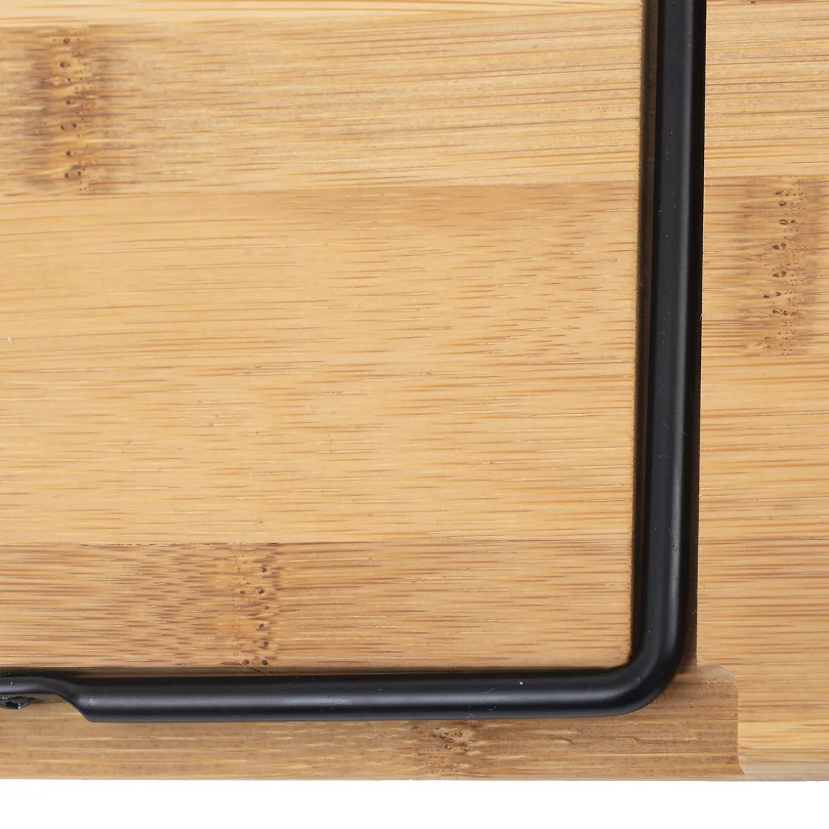 Tabla para aperitivos con patas beige de bambú