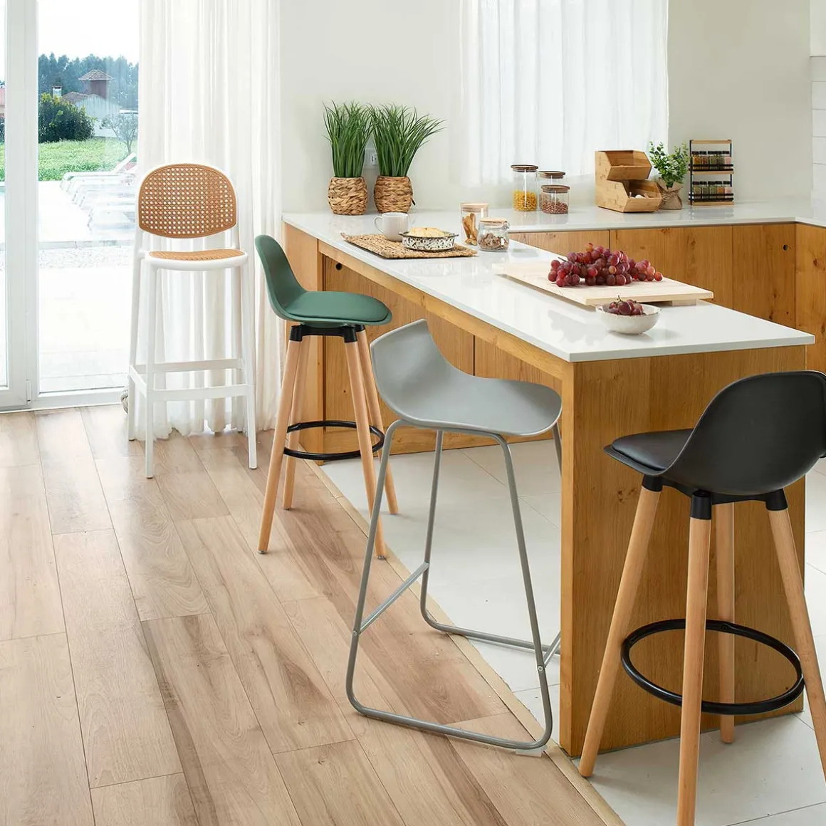 Taburete de bar MAXON verde caqui