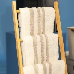 Toallero en escalera de bambú 40x150cm