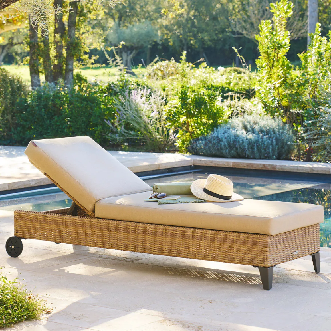 Tumbona BOALI savana de ratán